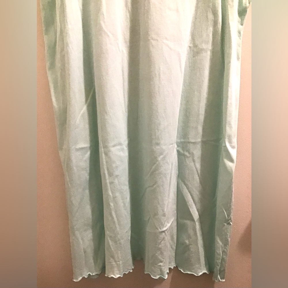 Woman’s Sleepwear Tank style Night Gown - Picture 5 of 8